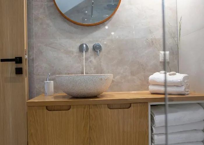 Villa Aeraki -private Sea Access In Bay